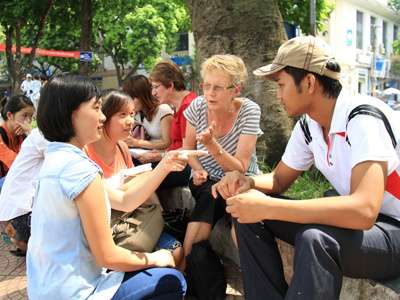 nhung mau cau tieng anh giup ban bat chuyen voi nguoi nuoc ngoai