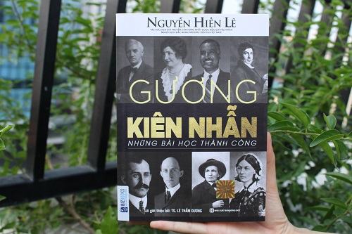 Gương kiên nhẫn
