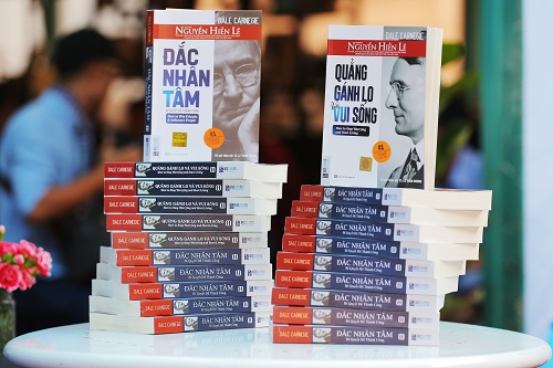 Top 4cuonsachkinangsonghaynhat đăcnhantam