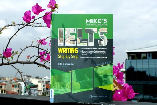 Cuốn sách IELTS Writing: Step by Step sẽ hướng dẫn bạn cách đạt điểm 9.0 trong bài thi IELTS Writing