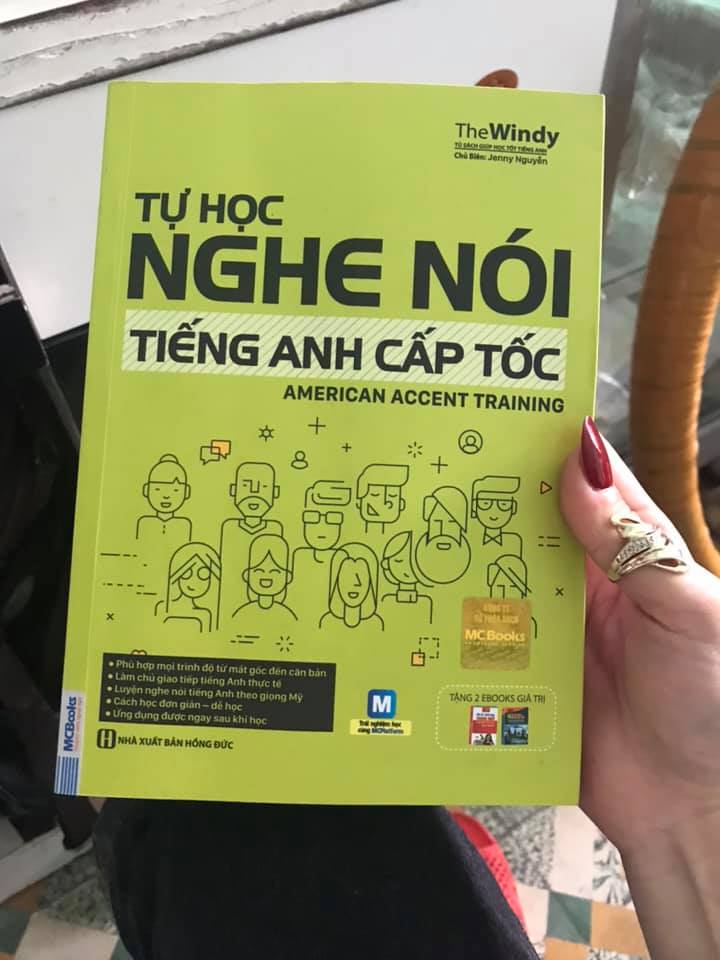 Cuốn sách Tự học nghe nói tiếng Anh cấp tốc - American Accent Training