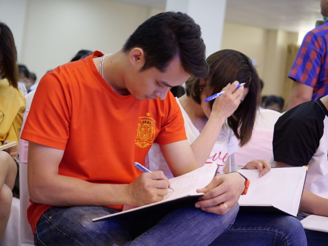 C9FAEE0C F6EA 42DE 83E8 CB1D3570C006