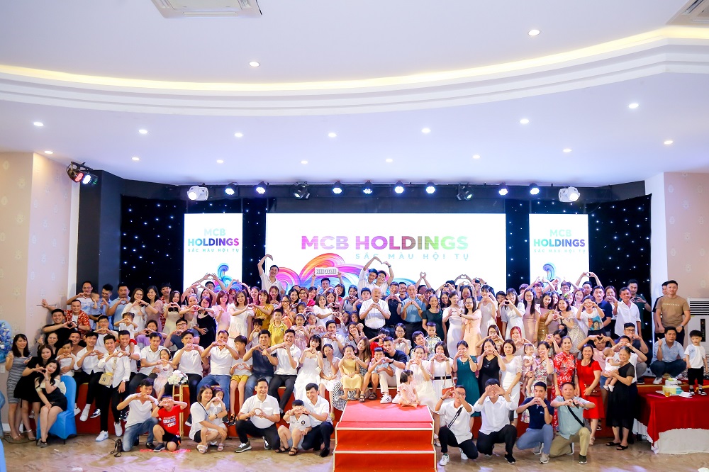 Gala MCBooks Du lich Da nang 2022