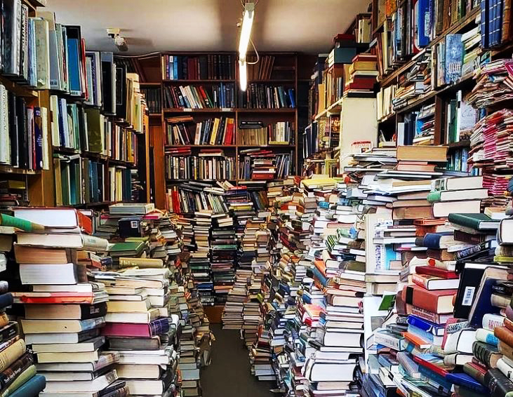 lien he xuat ban sach