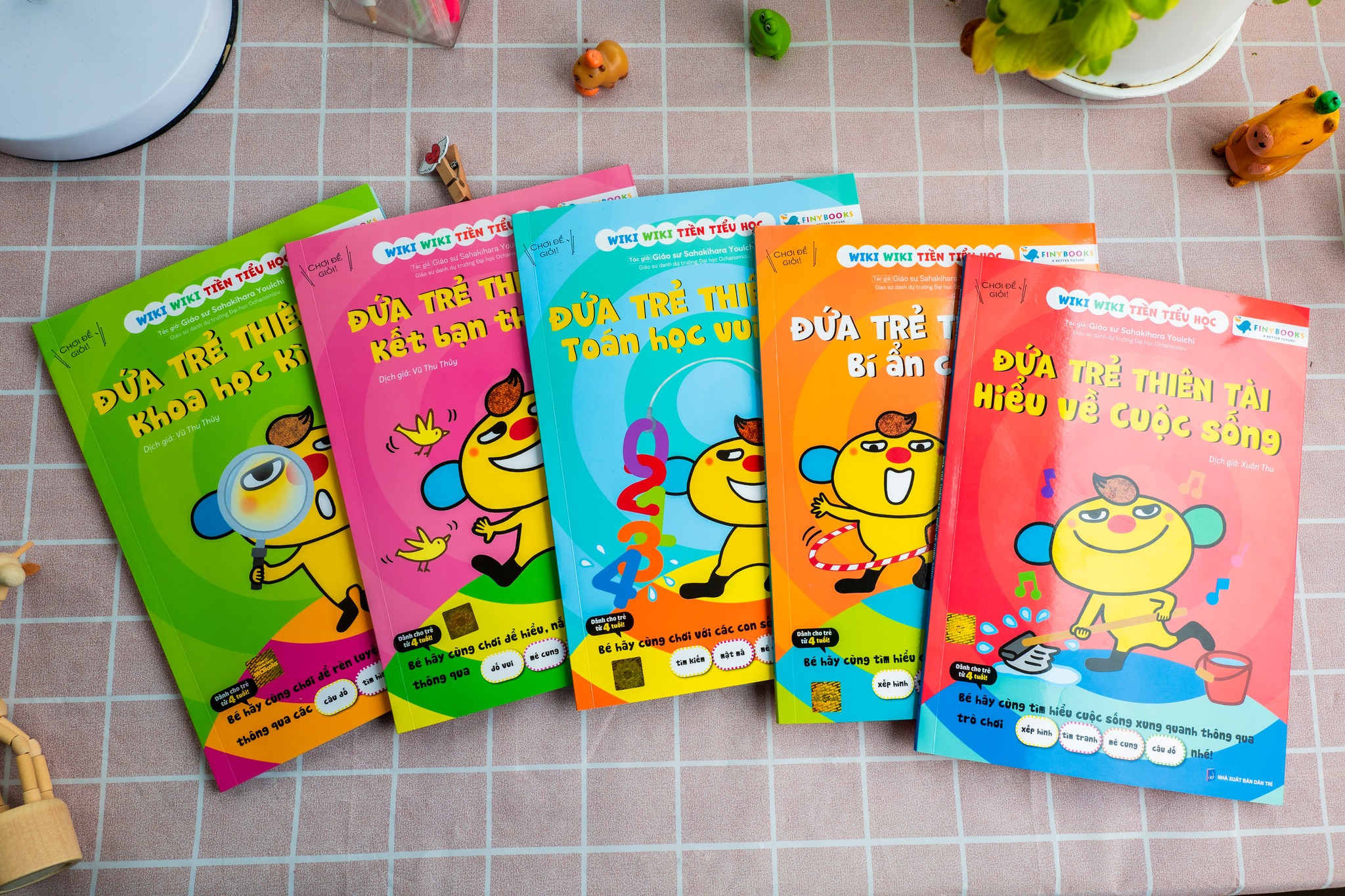 Bộ sách Đứa trẻ thiên tài - Wiki Wiki tiền tiểu học